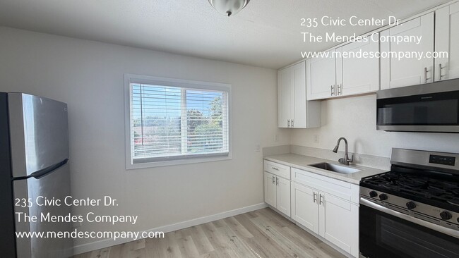 235 Civic Center Dr. Unit 7