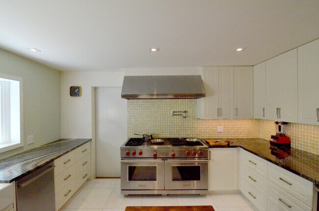 Cocina - 9401 Tobin Cir