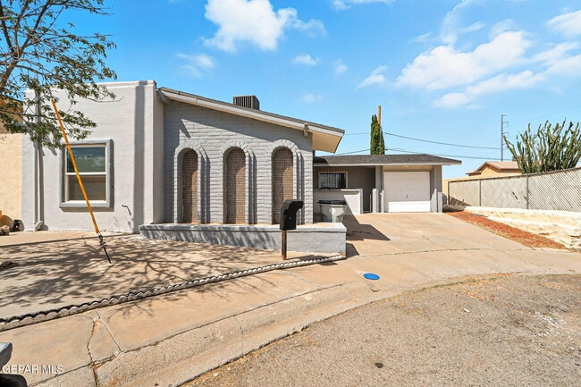 Photo - 3911 Quasar Ct
