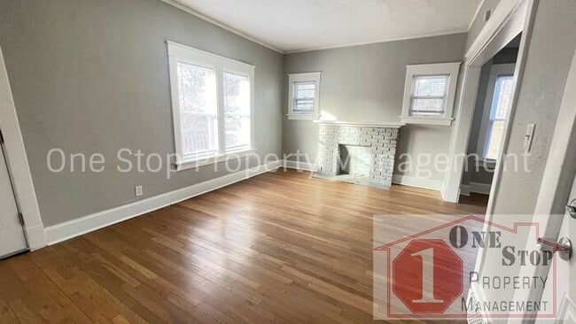 Photo - Beautiful 3 Bedroom 1 Bathroom Home in Kansas City!