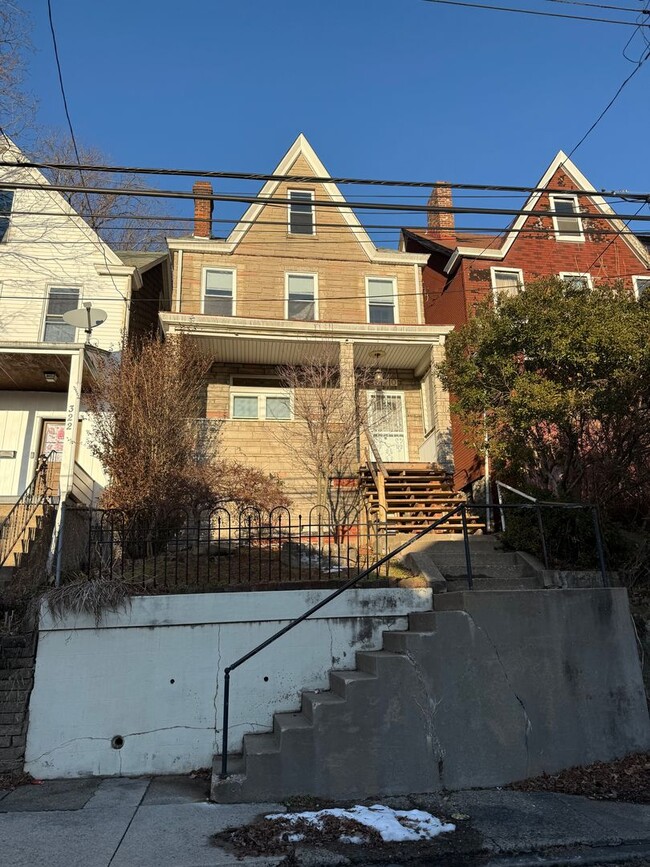 Photo - Updated 3BR 1 bath house now showing!