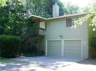 Photo - 1143 Euclid Ave