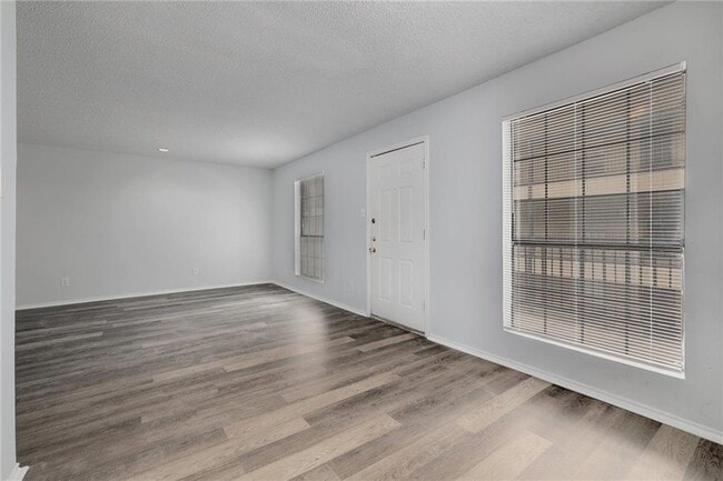 Photo - 2401 Leon St Unit 201