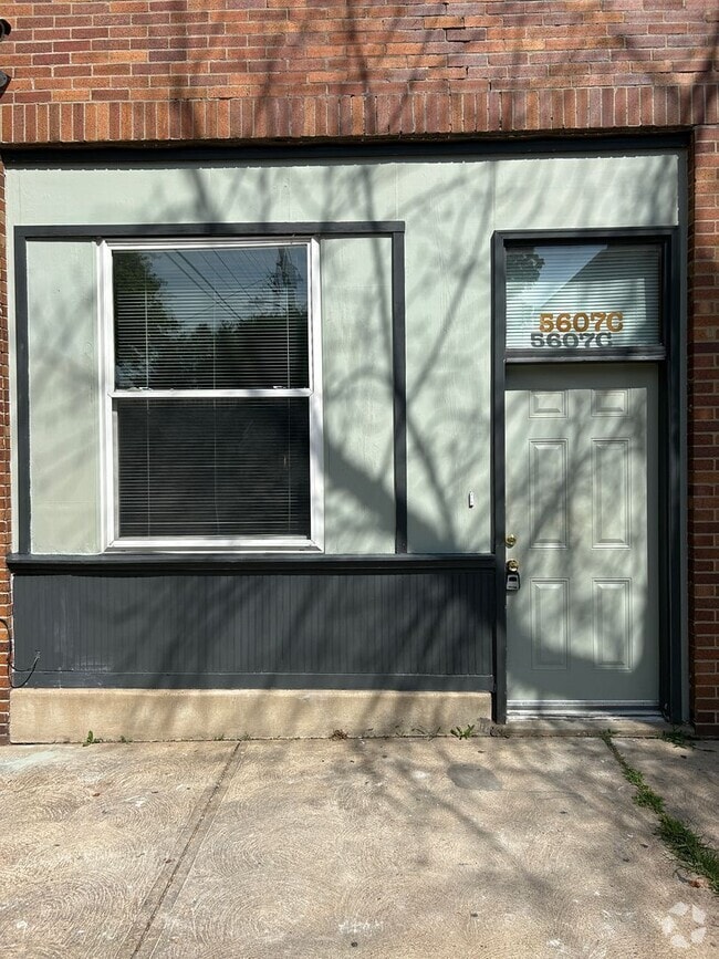 Building Photo - 5607 Louisiana Ave Unit C Rental