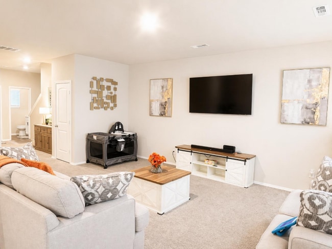 8316 Stacey Ln