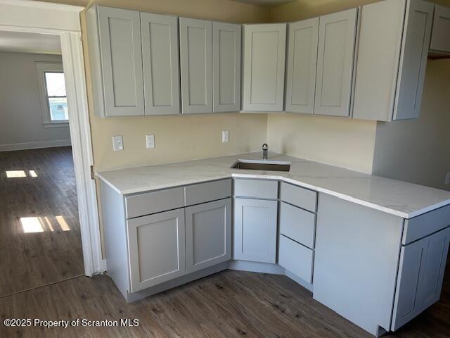 Building Photo - 514 Miles Ave Rental