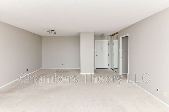 Photo - 205 Yoakum Pkwy Unit #1803