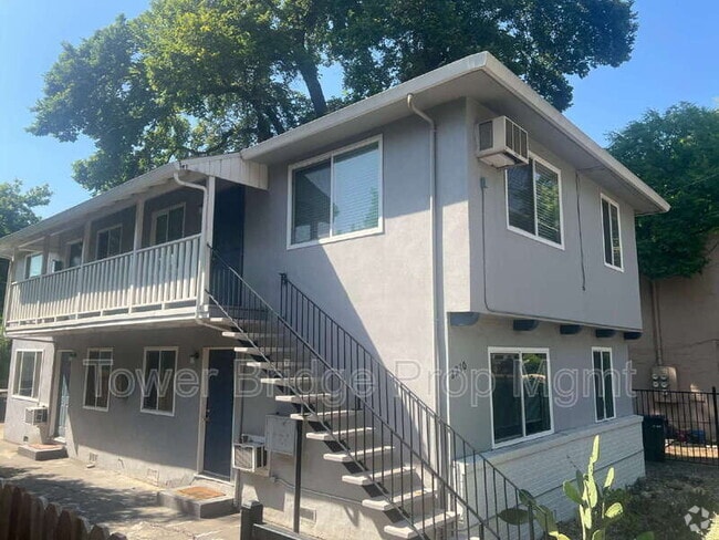 Building Photo - 2210 26th St Rental