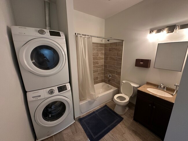 Photo - 601 N 39th St Unit Private Room