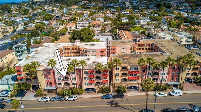 Photo - 1-Bedroom Condo With An Ocean View! Unidad 204
