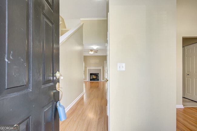 Photo - 82 Prestwick Ln