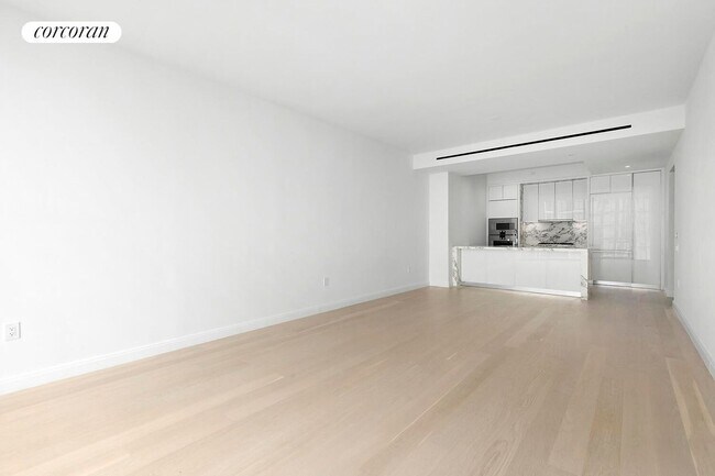 Photo - 10 Riverside Blvd