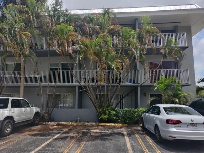 Photo - 7403 SW 82nd St Unidad 112N Rental