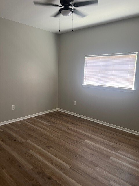 Photo - 9409 Dulcimer St