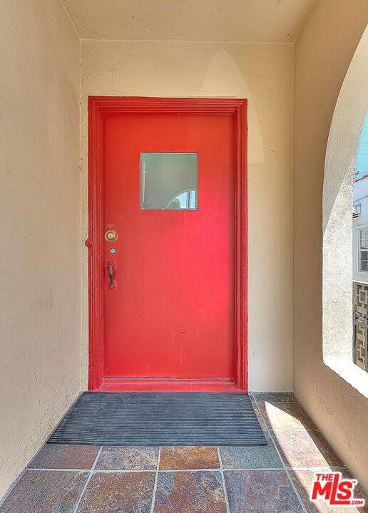 1022 Havenhurst Dr Condo Condo for Rent in West Hollywood, CA