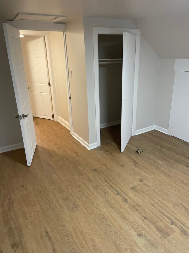 Photo - 119 E Wilson St