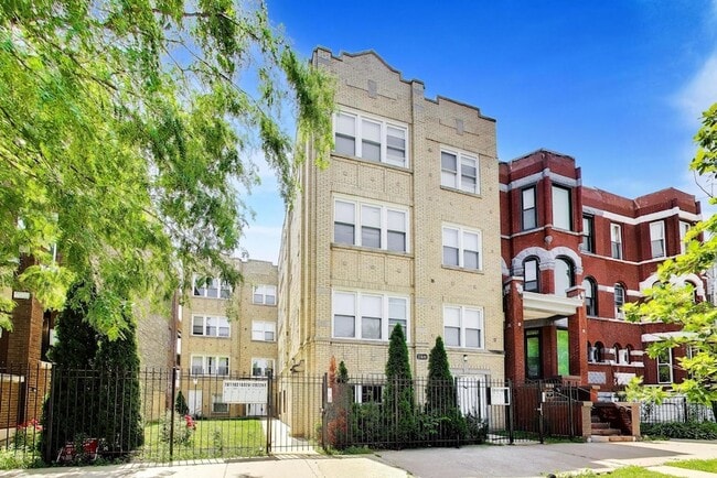 Building Photo - 2809 W Washington Blvd Unit 201