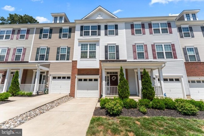Photo - 1596 Dorothy Ln Townhome