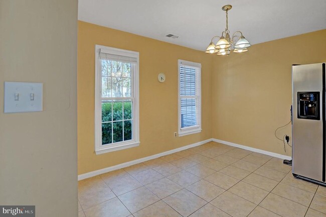 Photo - 6389 Fenestra Ct