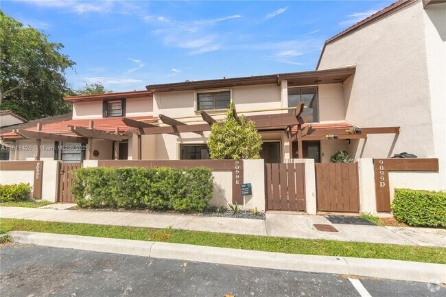Building Photo - 9099 SW 133rd Ct Rental