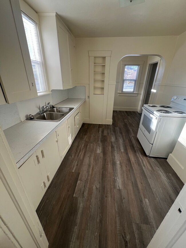 Photo - Corner location near ISU-Single Family Home with room to spread out!