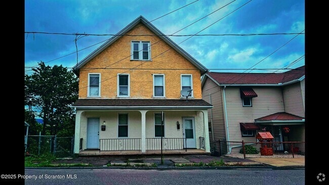 Building Photo - 808 1/2 Eynon St Rental