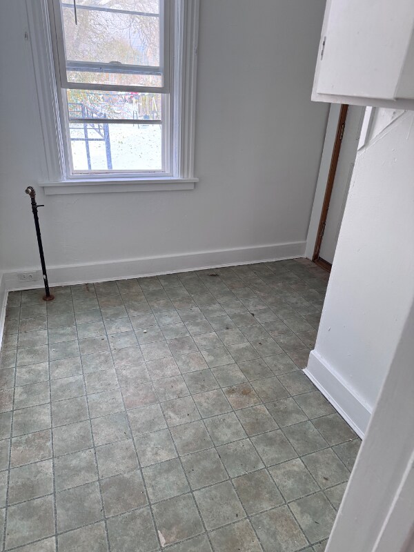 Photo - 151 Grove Pl Apartamento