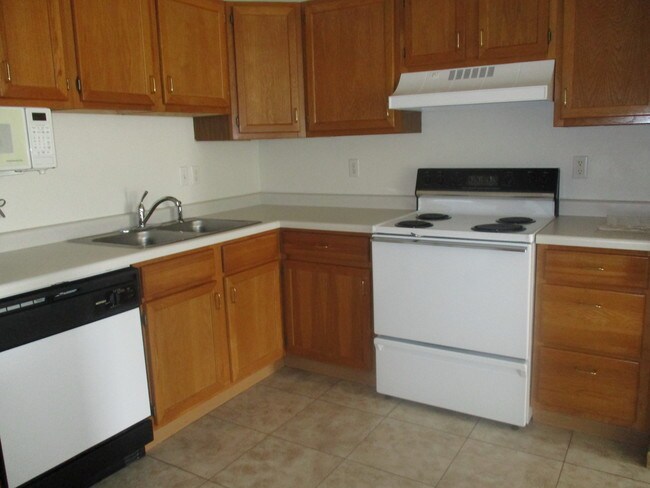 SummerField Badger Cottages - SummerField Badger Cottages Apartments