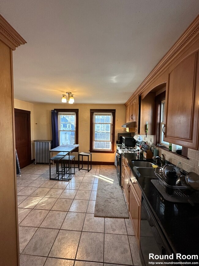 17 Cufflin St Unit 1