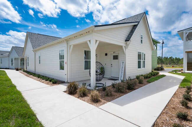 The Cottages at Daytona Beach