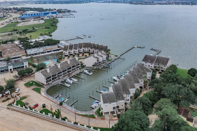 Building Photo - 3663 E NASA Pkwy Unit 407