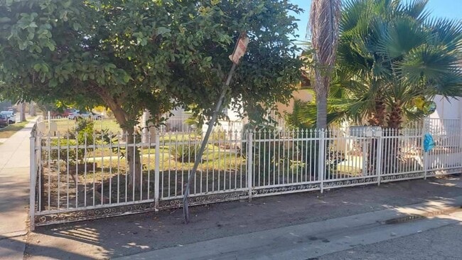 Photo - 2-102 S 19th St Unidad 111.5