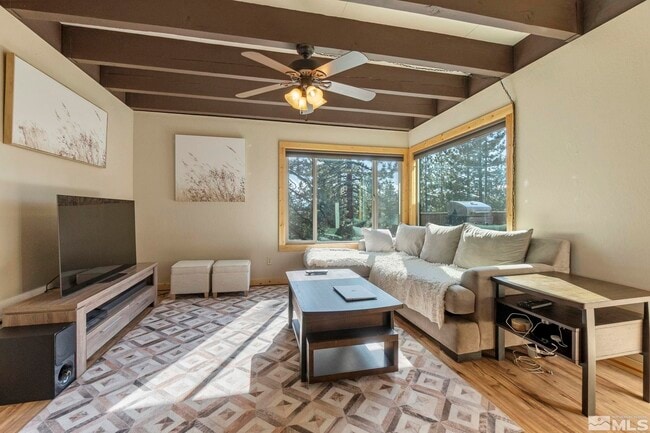 Photo - 217 Clubhouse Cir