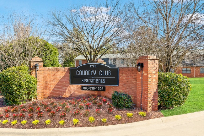 Country Club Apartments