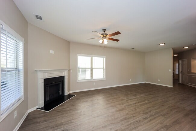 Photo - 6494 Splitpine Ct