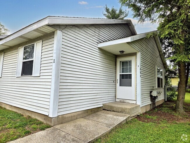Building Photo - 400-430 Admiral Ave Unit #400-1 Rental