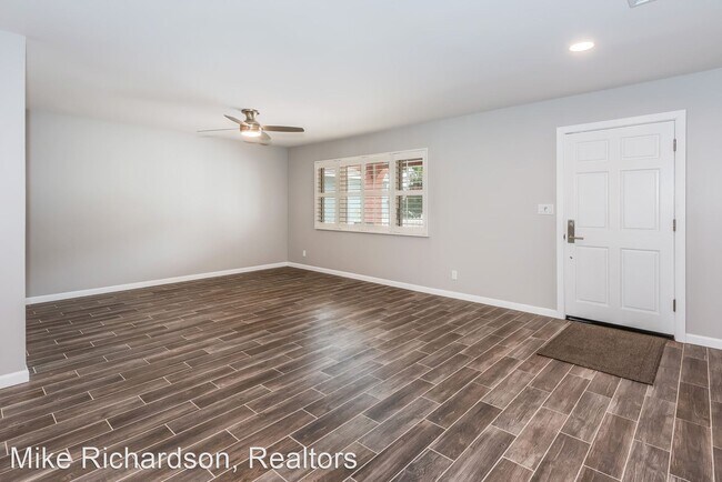 Photo - 3 br, 2 bath House - 548 Inwood Dr