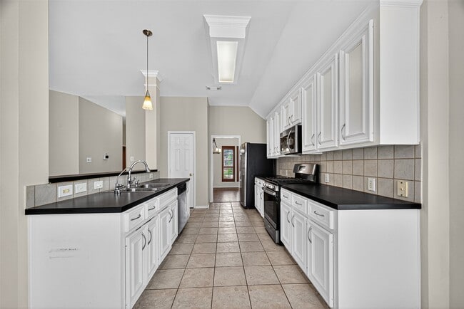 Photo - 3619 Parkshire Dr