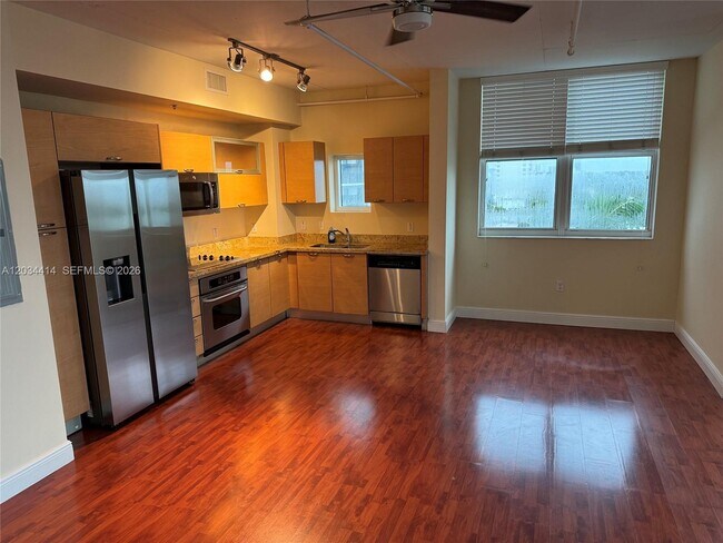 Photo - 3180 SW 22nd St Unit 701