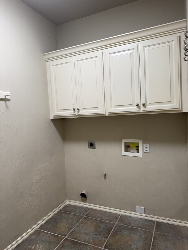4-bedroom property in a fantastic North Edmond
