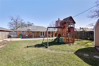 Building Photo - 2228 Potomac Dr Rental