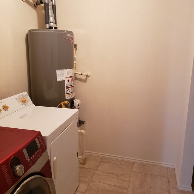 Building Photo - 7863 Maverick Trace Ln