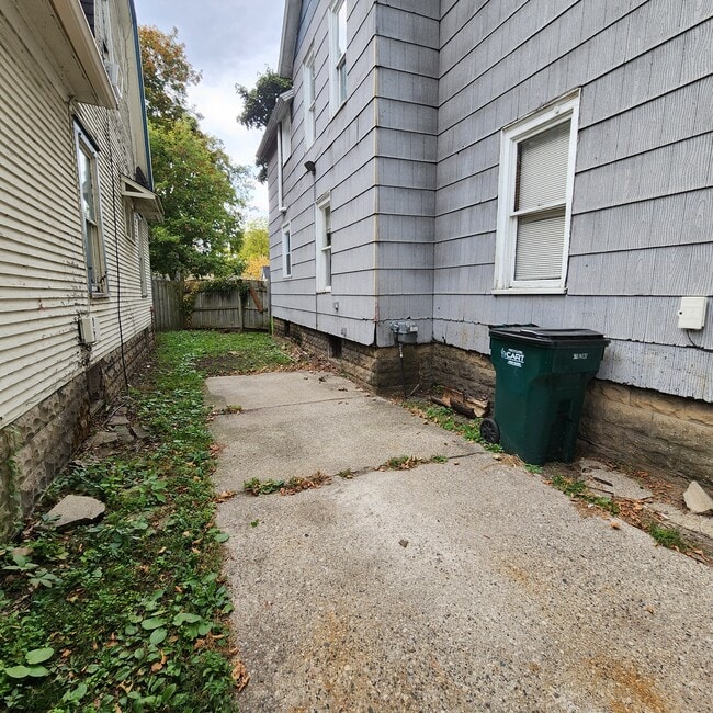 Photo - 731 N Sycamore St Unidad 731.5