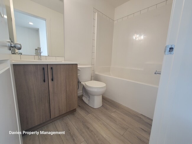 Photo - 9207-9228 228 St NW