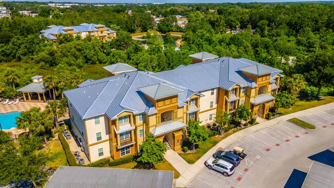 Lakewood Pointe