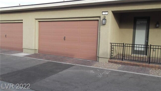 735 Orange Plume Walk