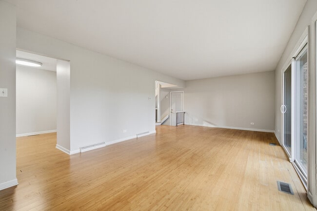 Photo - 2456 Cobblewood Dr