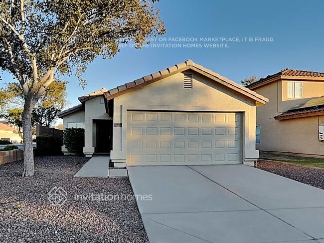 Building Photo - 12854 W Cherry Hills Dr