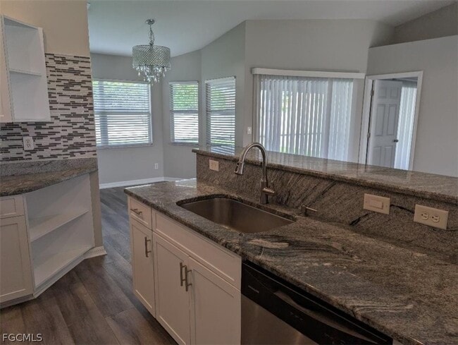 Photo - 4614 SW 7th Ave