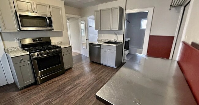 Photo - 8 Park Ave Unit 1